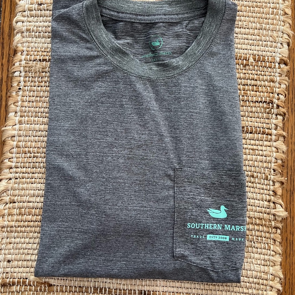 Southern Marsh performance tee 🦆